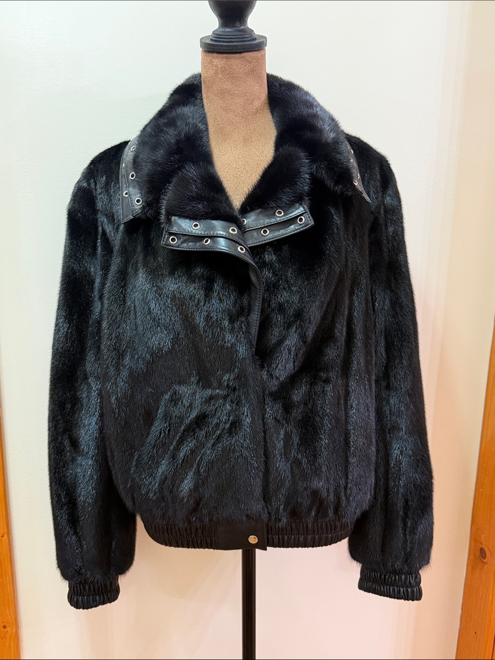 Vintage Style Mink Black Fur Bomber Jacket w Leather Trim Luxe Outerwear NWOT